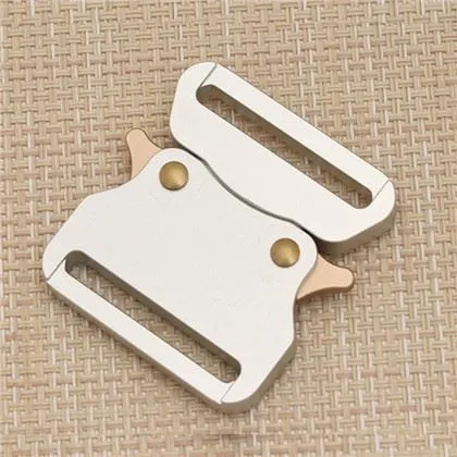 애완 동물 고리를 위한 안전 알루미늄 벨트 버클 튼튼한 코브라 버클 방출 버클